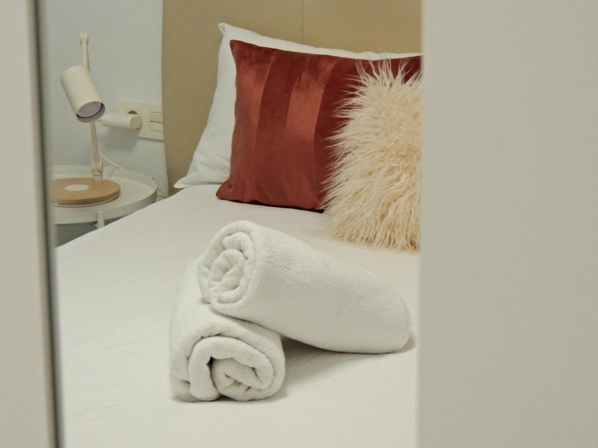 Casa Gascona Con Parking, Wifi Y Netflix Gratis!! By Delabra Apartments Oviedo Zewnętrze zdjęcie